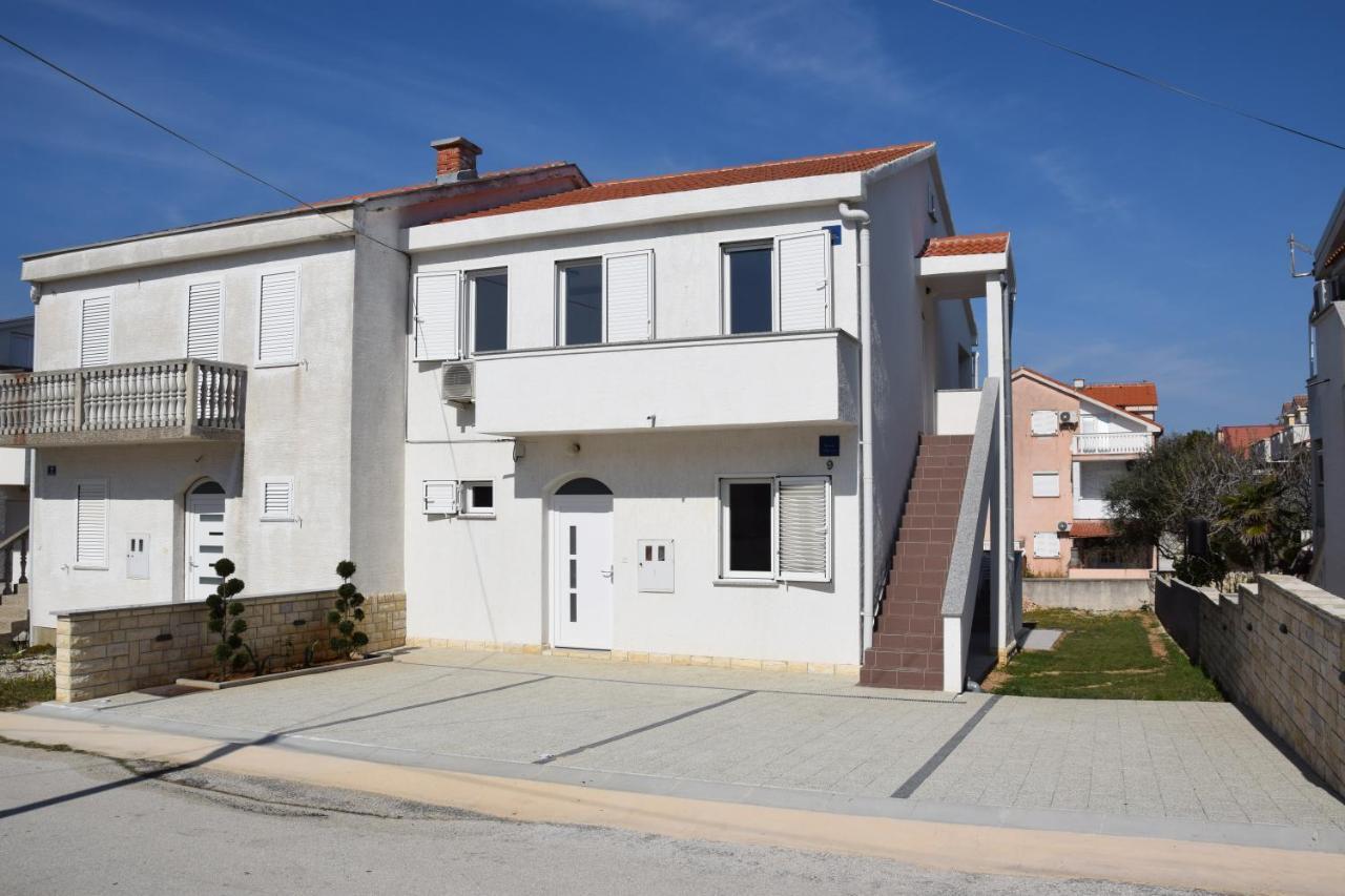 Apartment Bogdan 2 Povljana Kültér fotó