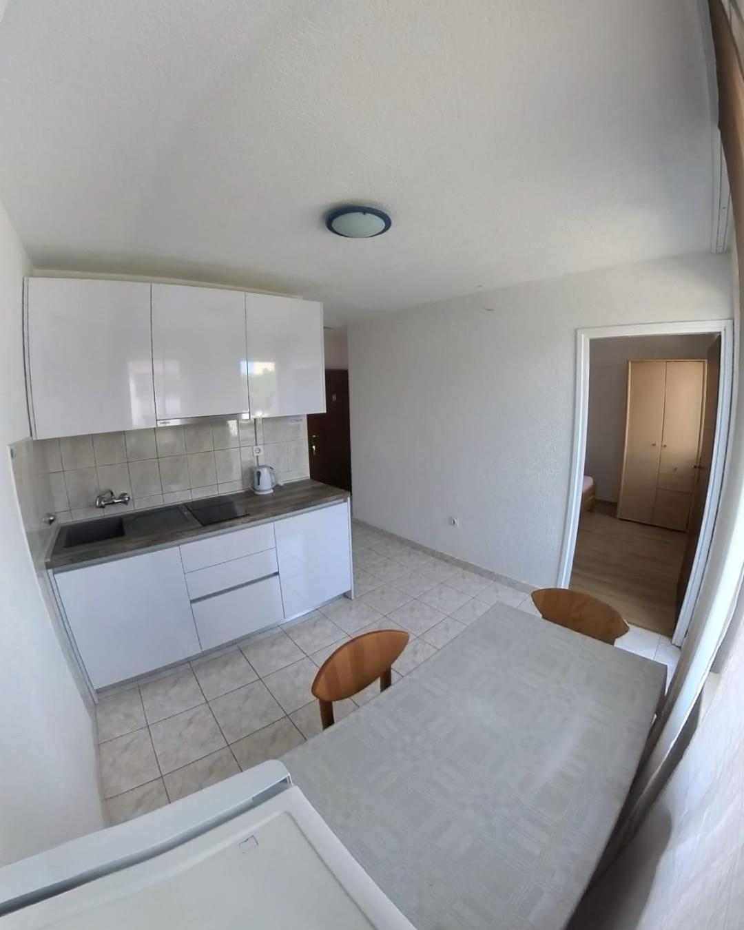 Apartment Bogdan 2 Povljana Kültér fotó